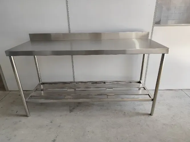 Bancada inox c/ espelho 1,80×0,70×0,90 prateleira chapa 22 