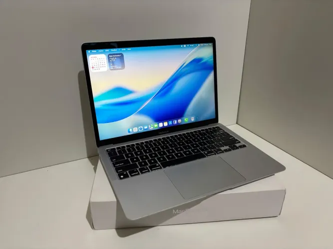 MacBook Air M1 2020