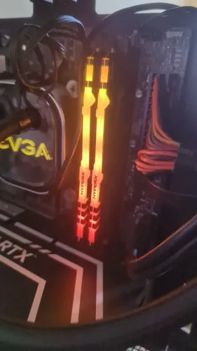 HyperX Fury 16 GB (1×16 GB) DDR4 2400 MHz CL15, 1,2 V RGB