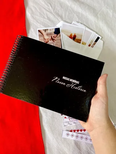 Álbum Scrapbook Dia dos Namorados 20 folhas 15x21cm Capa Dura