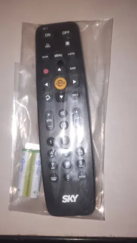 CONTROLE SKY ORIGINAL COM PILHAS