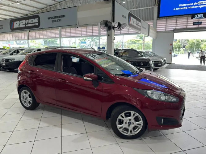 Ford Fiesta SE 1.6 16V Flex 5P 2016