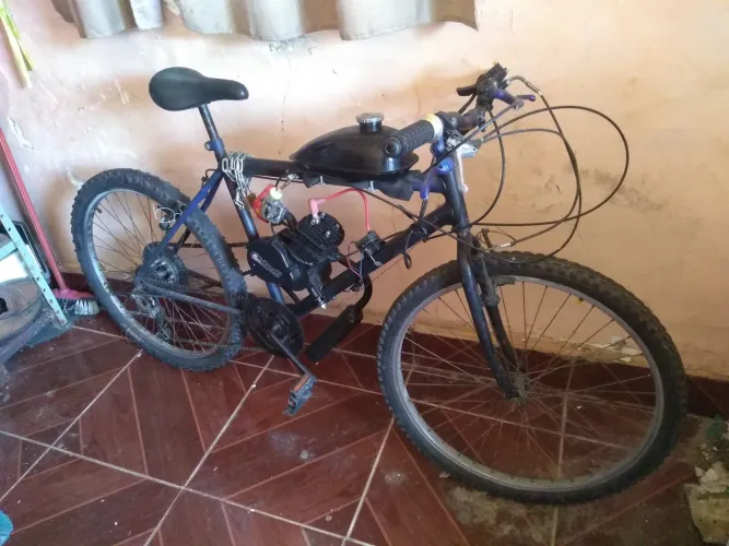 Bicicleta Motorizada 80cc, motor pouco rodado.