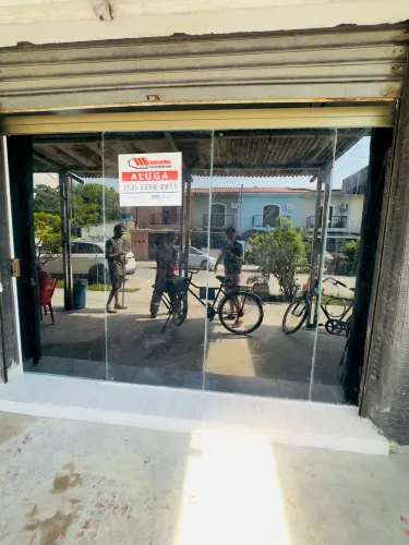 Loja Comercial Guarujá Ótima localização 