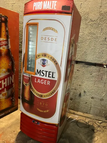 Cervejeira Metalfrio 450 L funcionando perfeitamente confira 220 v !
