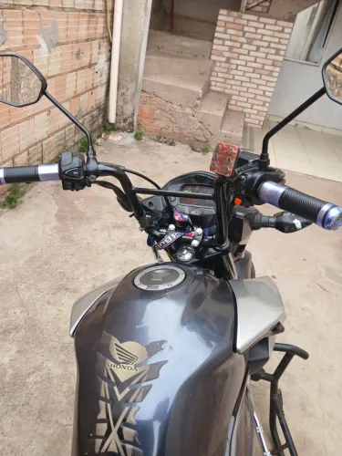 CG Titan 160