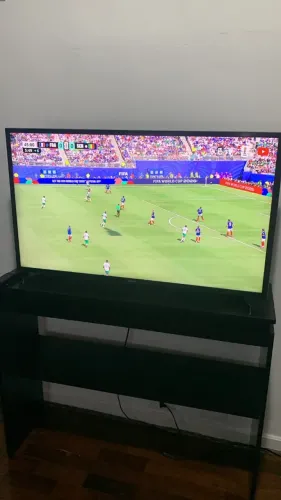 Smart Samsung TV 40" Tizen FHD 40T5300