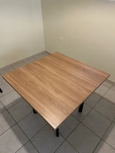 Mesa de jantar 4 lugares
