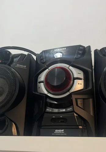 Mini System Samsung Giga Sound Blast