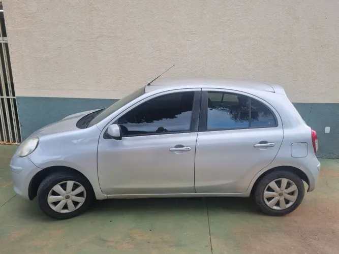 Nissan March S 1.6 16V Flex Fuel 5P 2014