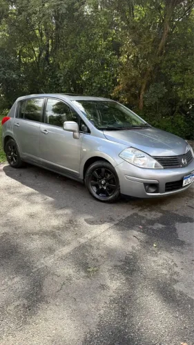 Nissan Tiida SL 1.8/1.8 Flex 16V Mec. 2008