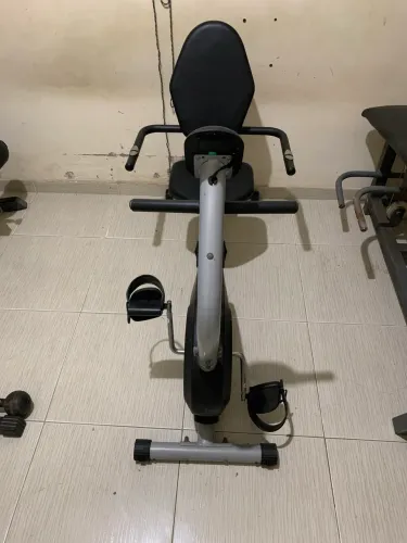 Vendo bicicleta ergométrica horizontal