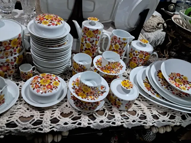 Jg de Porcelana Renner