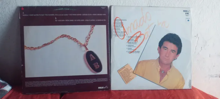 (06)itens .....02 LP Amado Batista .e 04 cds originais .