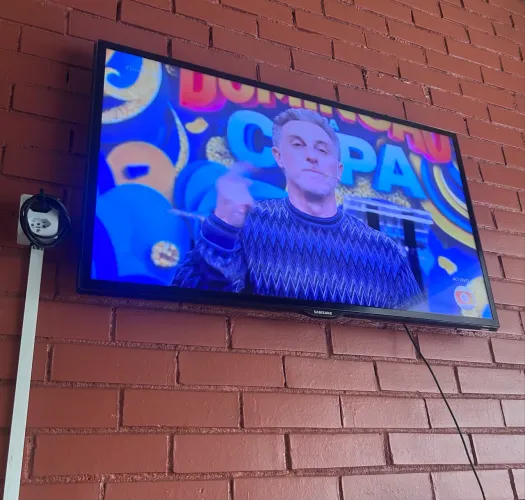 TV 40 polegadas Samsung com antena e controle