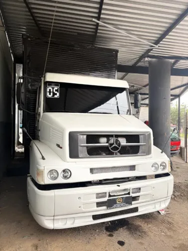 MERCEDES BENZ 1620