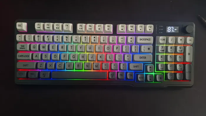 Teclado Sem Fio FreeWolf - M96 RGB