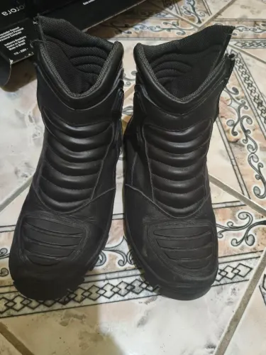 Bota Motoqueiro Couro Semi impermeável