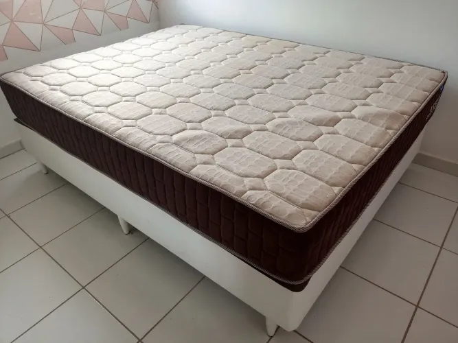 Colchão Ortobom com base