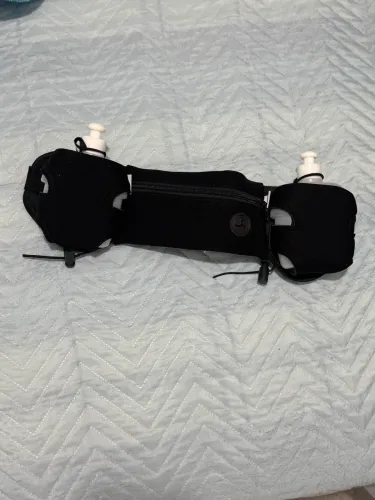 Pochete Esportiva / Cinto de Corrida - Ajustável e Com Garrafas