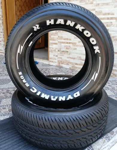 Pneu Hankook Dynamic 255/60R15 Semi Novo 