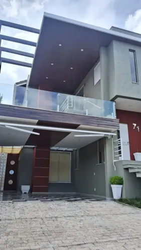 linda casa no condomínio Real Park