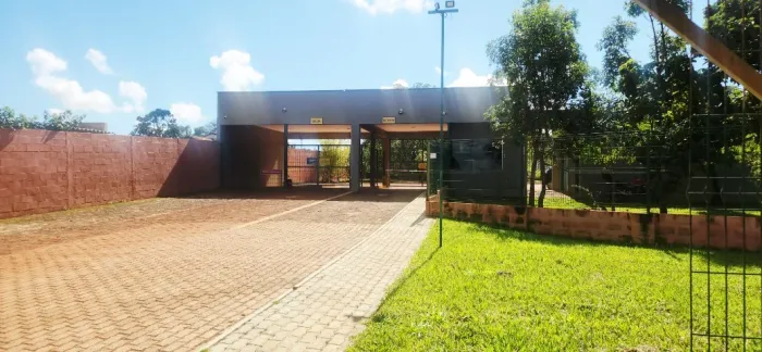 LOTE PLANO COM 2400 METROS - CONDOMINIO SÃO FRANCISCO 1