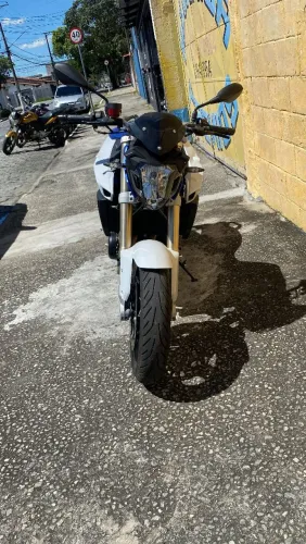 Vende-se BMW 800R