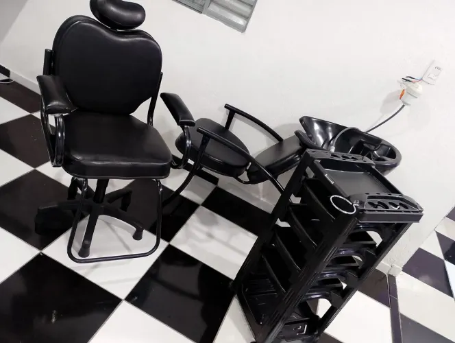 Vendo kit lavatório salão de beleza semi novo, aceito cartão 