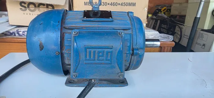 Motor Elétrico WEG W22 Plus 5cv Trifásico Alta Rotação (3475 RPM) Blindado IP55