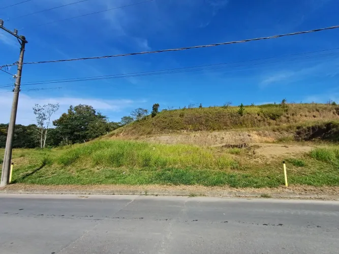 Vende se lotes no Bairro arizona em Lauro Müller 
