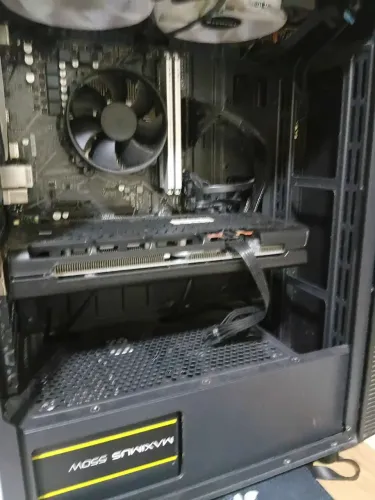Rx 5600 xt 1 mes de uso