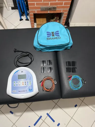 Neurodyn II 04 Canais - Aparelho Neuromuscular com Correntes Tens/ Fes e Russa