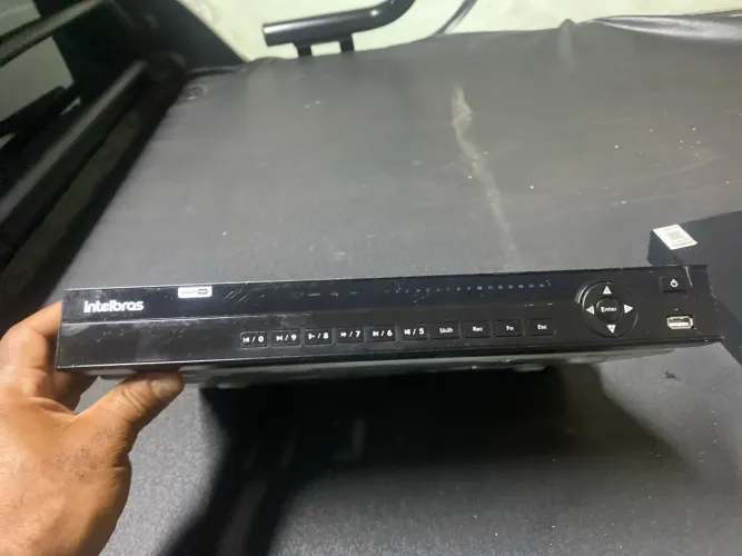 DVR 32 canais com hd 2 terra