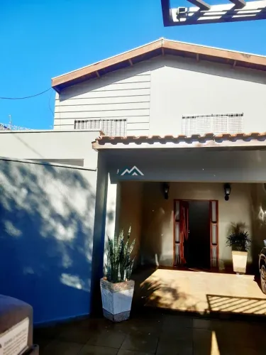 SOBRADO DE ALTO PADRÃO COM PISCINA | 280m² | ALTO DA BOA VISTA - RIBEIRÃO PRETO