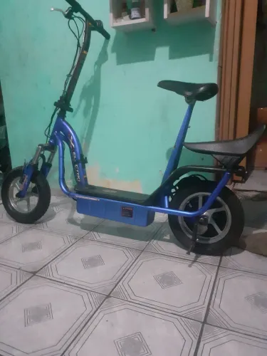 Scooter elétrica 750 watss