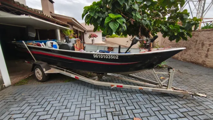 Barco 6 metros (ESTILO MARAJÓ) 