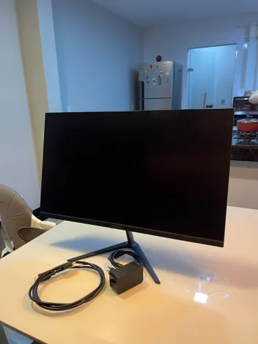 Monitor Mancer 21? full hd 100hz