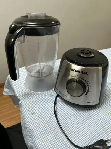 Liquidificador Mondial Inox 700w Funcionando semi novo promoção