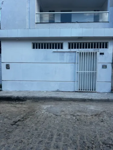 Alugo casa em campo grande