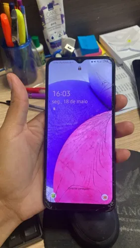 Celular pra tirar peças 
