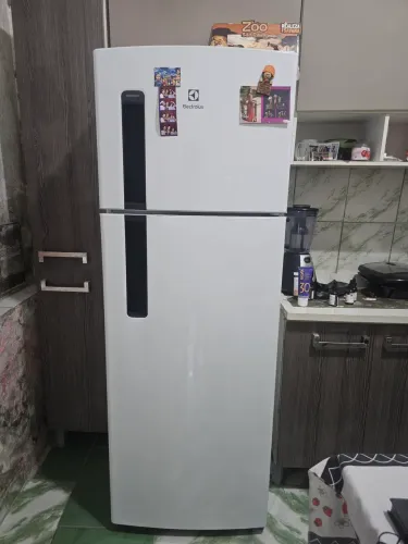 Geladeira Frost Free Electrolux
