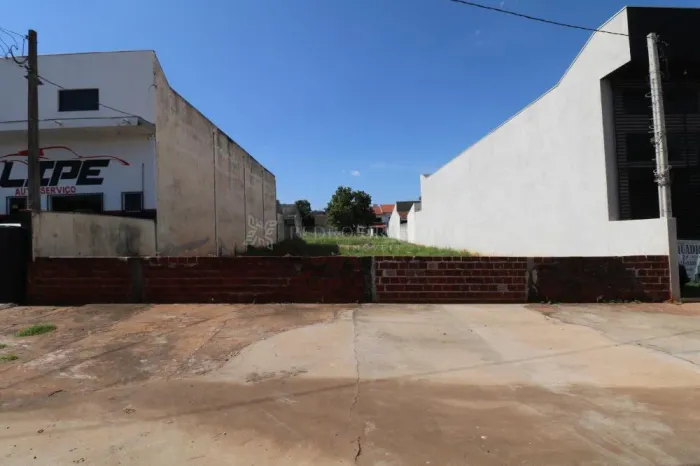 Terreno Comercial - Jardim Santa Helena