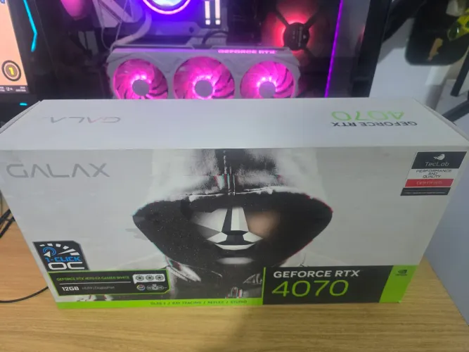 Placa de vídeo RTX Galax White 12gb com caixa,garantia e nota fiscal.