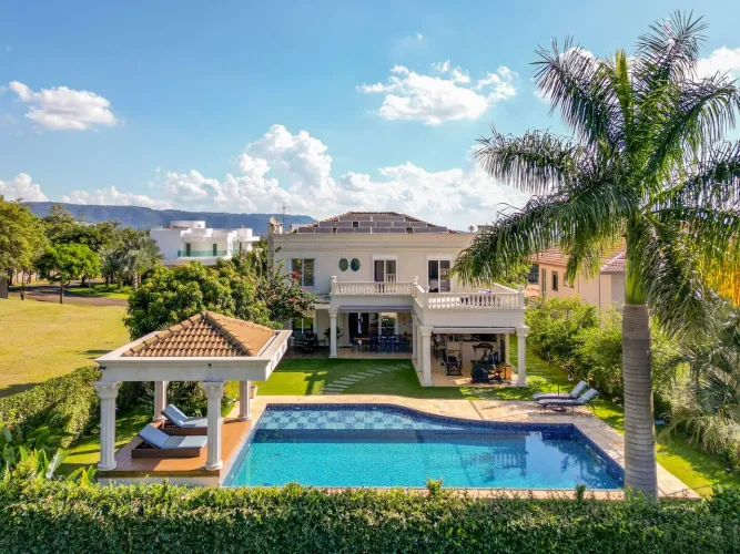 Casa para venda com 4 suítes no condomínio PORTAL JAPY GOLF CLUB