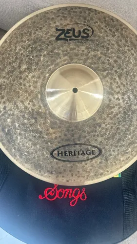 Prato Zeus Heritage 19