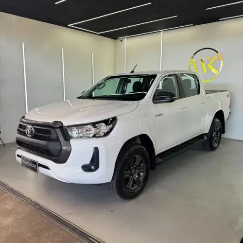 Toyota Hilux CD SR 4X4 2.8 TDI Diesel Aut. 2024