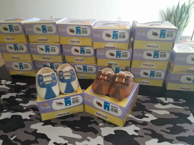 Sapatinhos de bebê da Pimpolho numeração de 1 a 4 novo na caixa