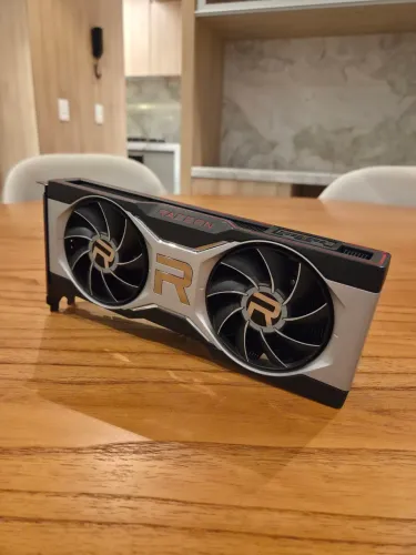 AMD RX6700 XT "Founders Edition"