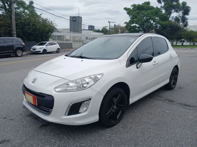 Peugeot 308 Active 1.6 Flex 16V 5P Mec. 2015